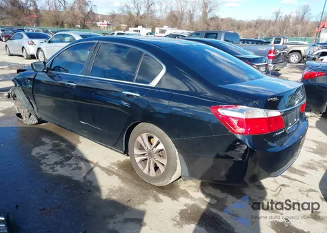 2015 Honda Accord Lx z USA, uszkodzony, nr VIN 1HGCR2F32FA095245